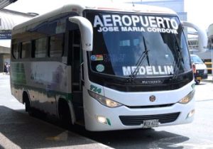 combuses medellin airport