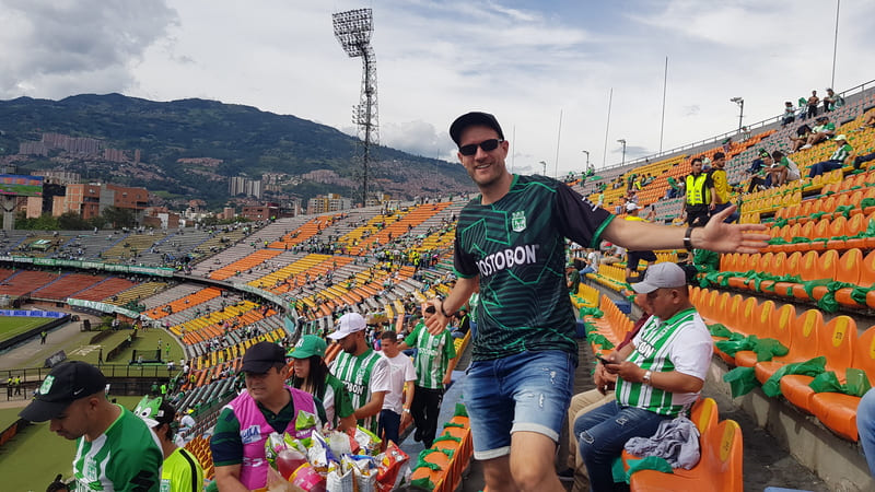 dorian wearing nacional tshirt at the stadium