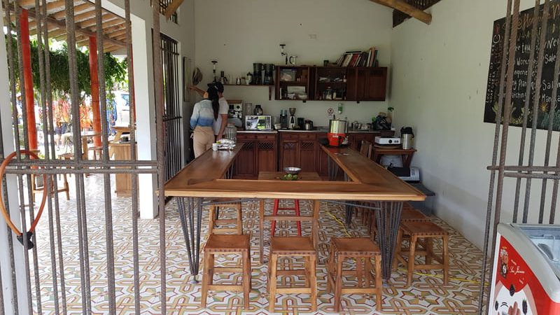 hacienda venecia tasting table